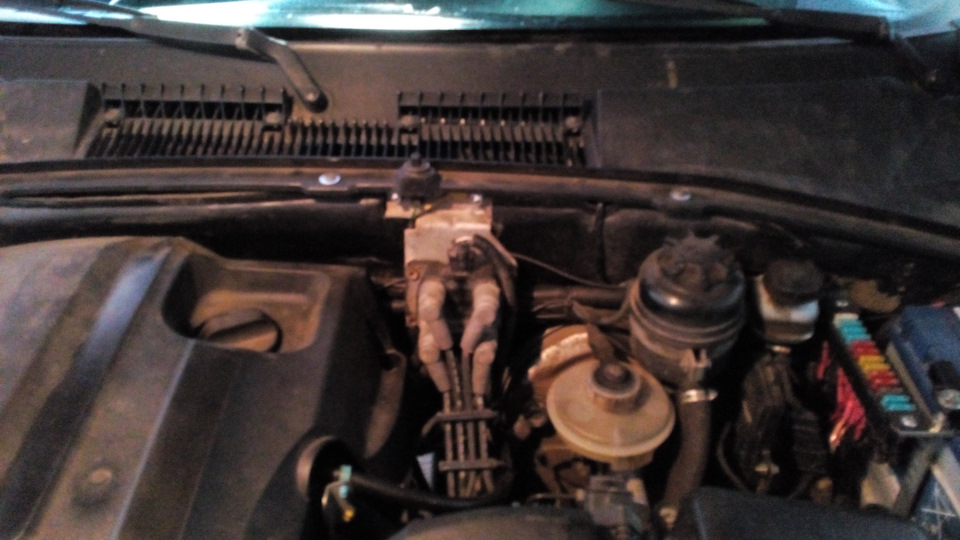 Перенос модуля зажигания — Chevrolet Niva (1G), 1,7 л, 2010 года ...