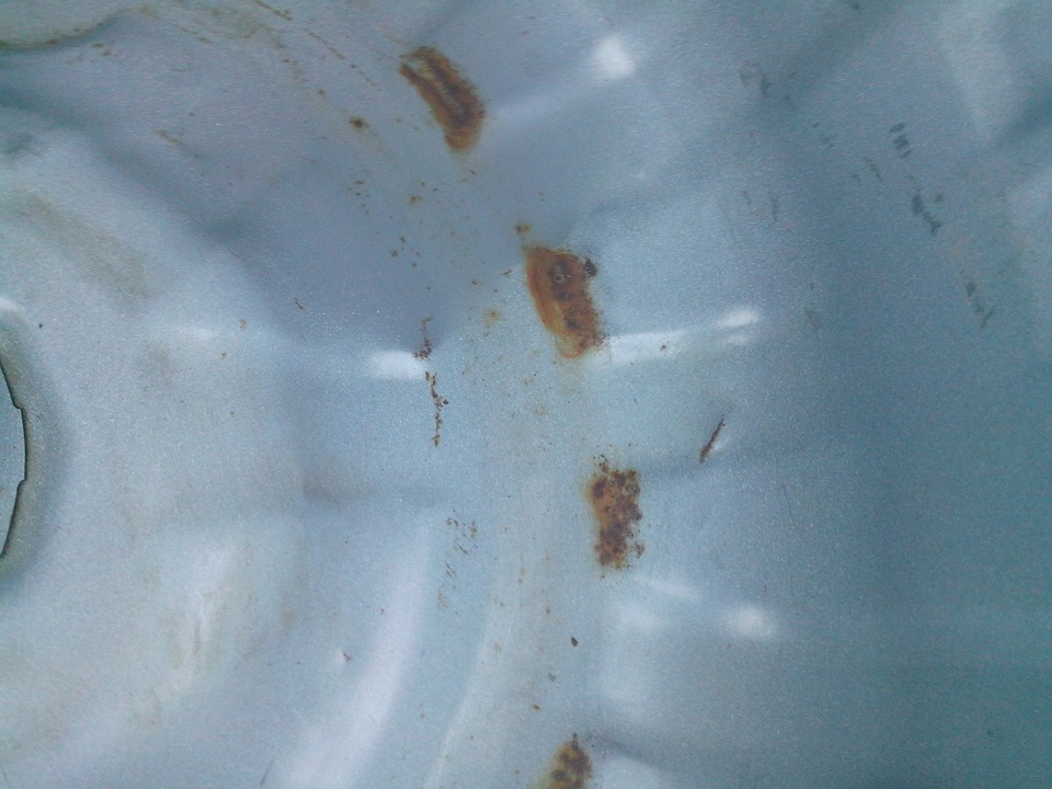 Посоветуйте как избавиться от рыжиков — Nissan Bluebird (U14), 1,8 л ...