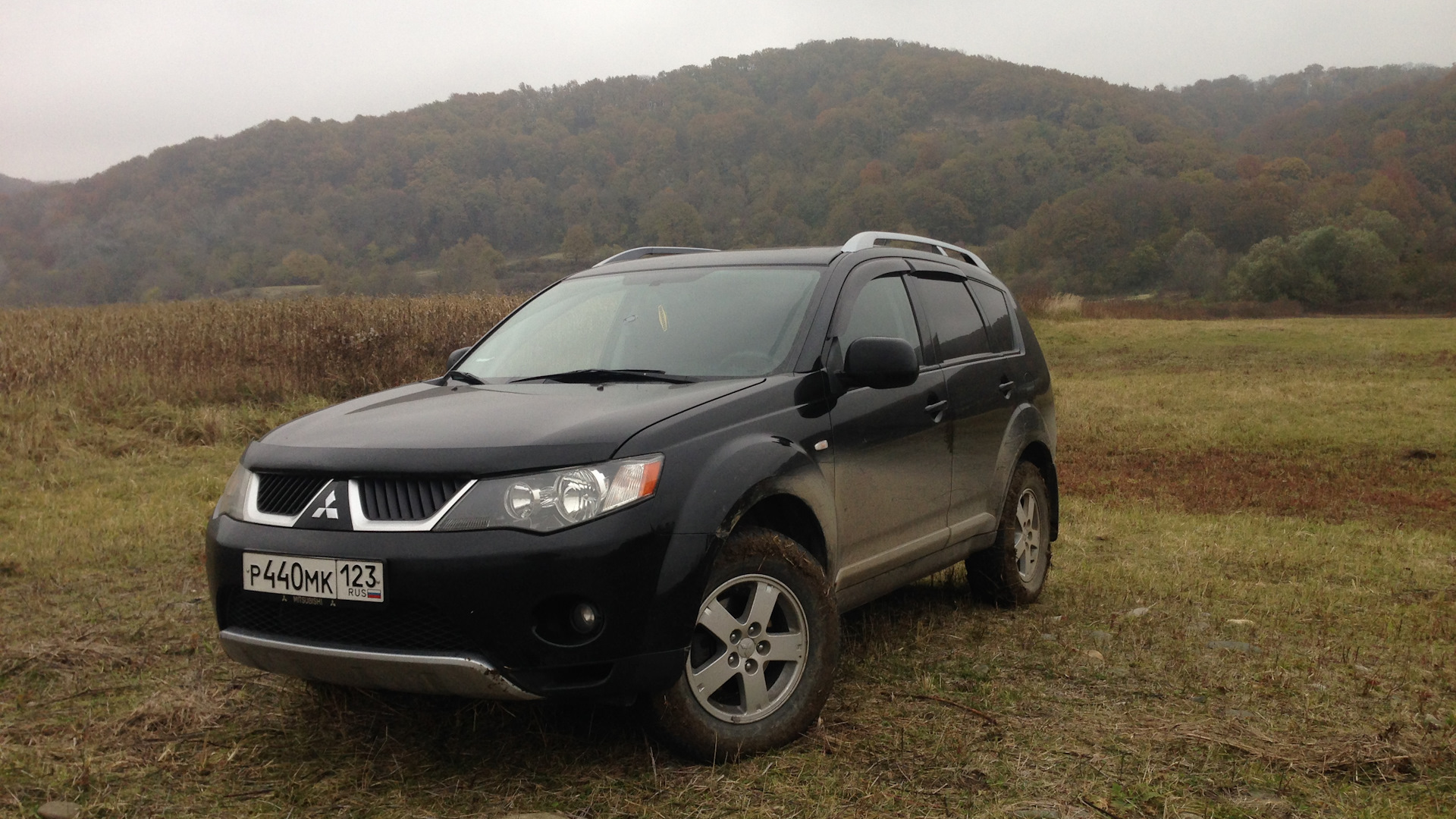 Mitsubishi outlander xl передние