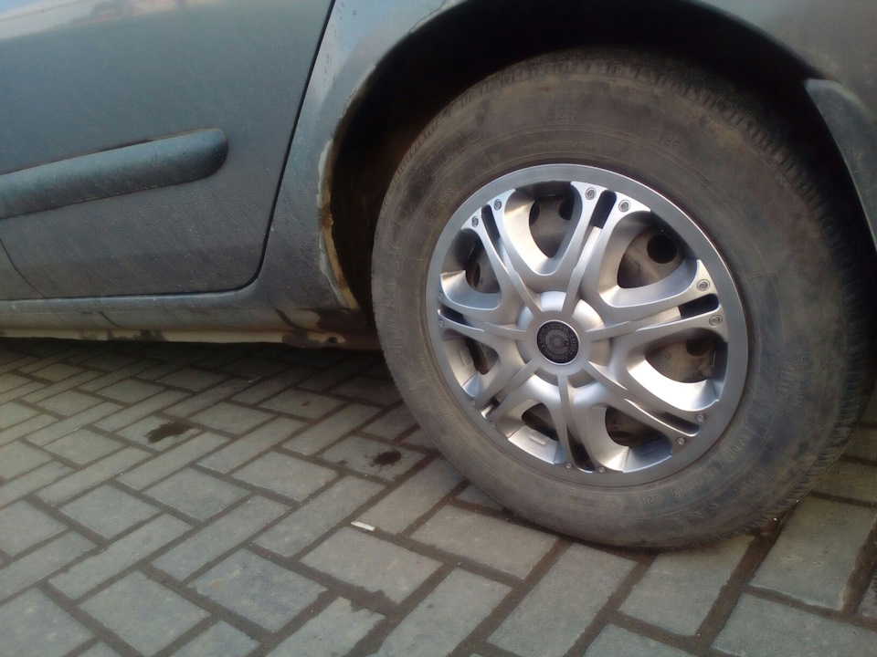 Лот #1 — мне показалось что это перебор — Renault Symbol