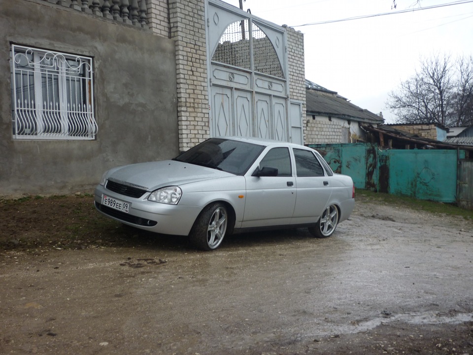 Lada Priora 2 седан Снежка