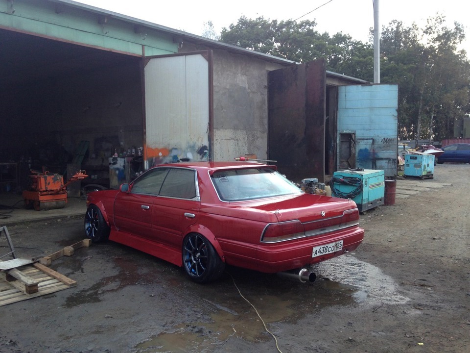 Nissan Laurel c33