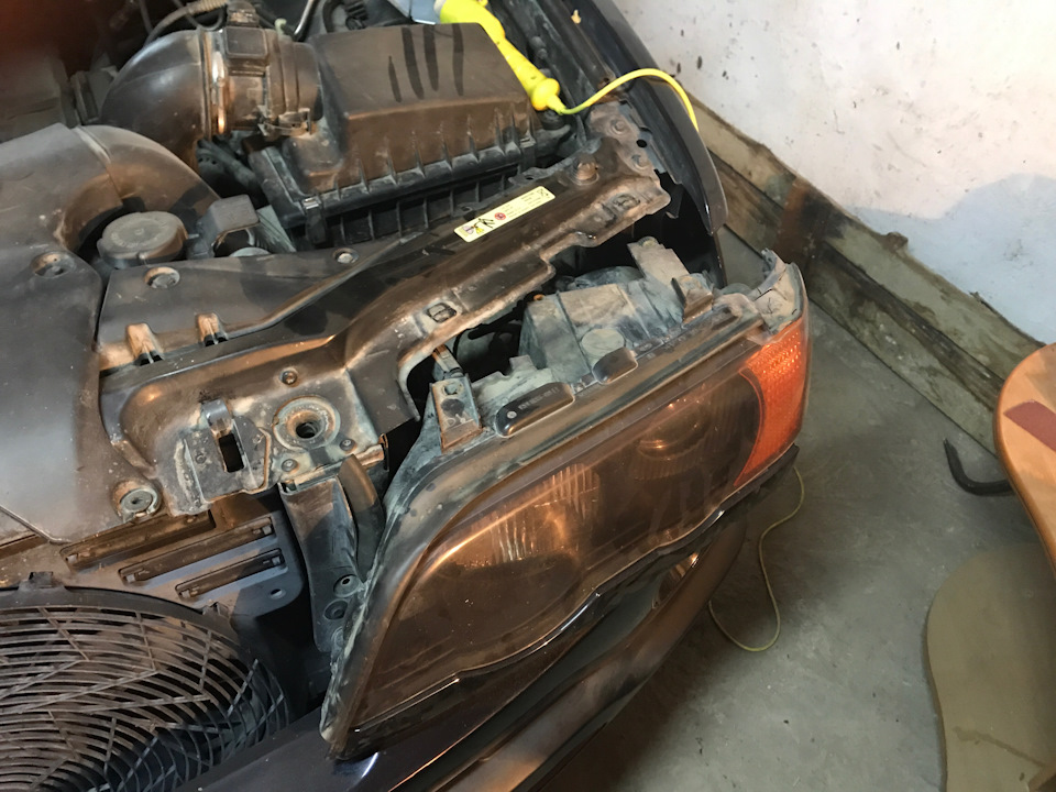 Как поменять задний поворотник bmw x5 e53