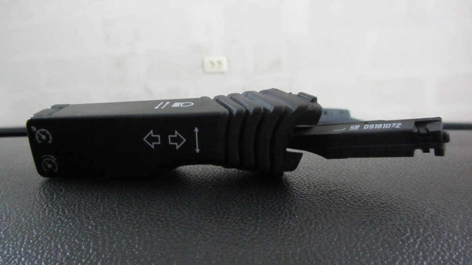 Ручка круиз-контроля — Opel Vectra C, 1,9 л, 2006 года | запчасти | DRIVE2