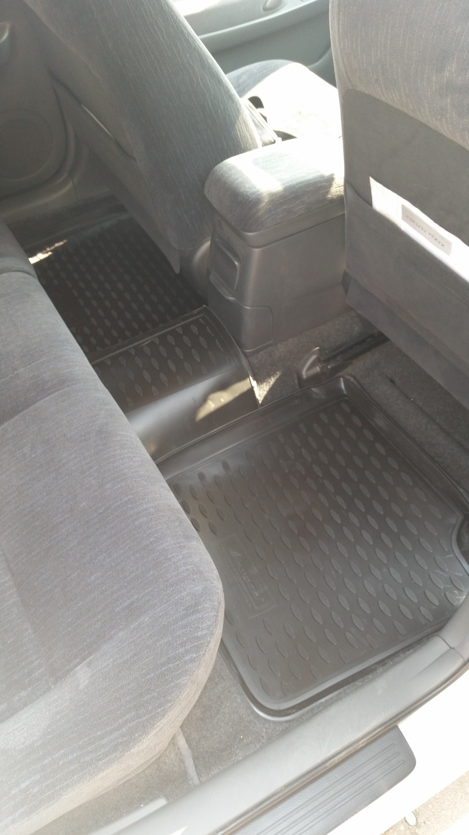 Автомобильные коврики в салон из полиуретана — Toyota Allion (T240), 1 ...