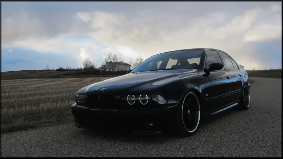 BMW e39 Night Drive