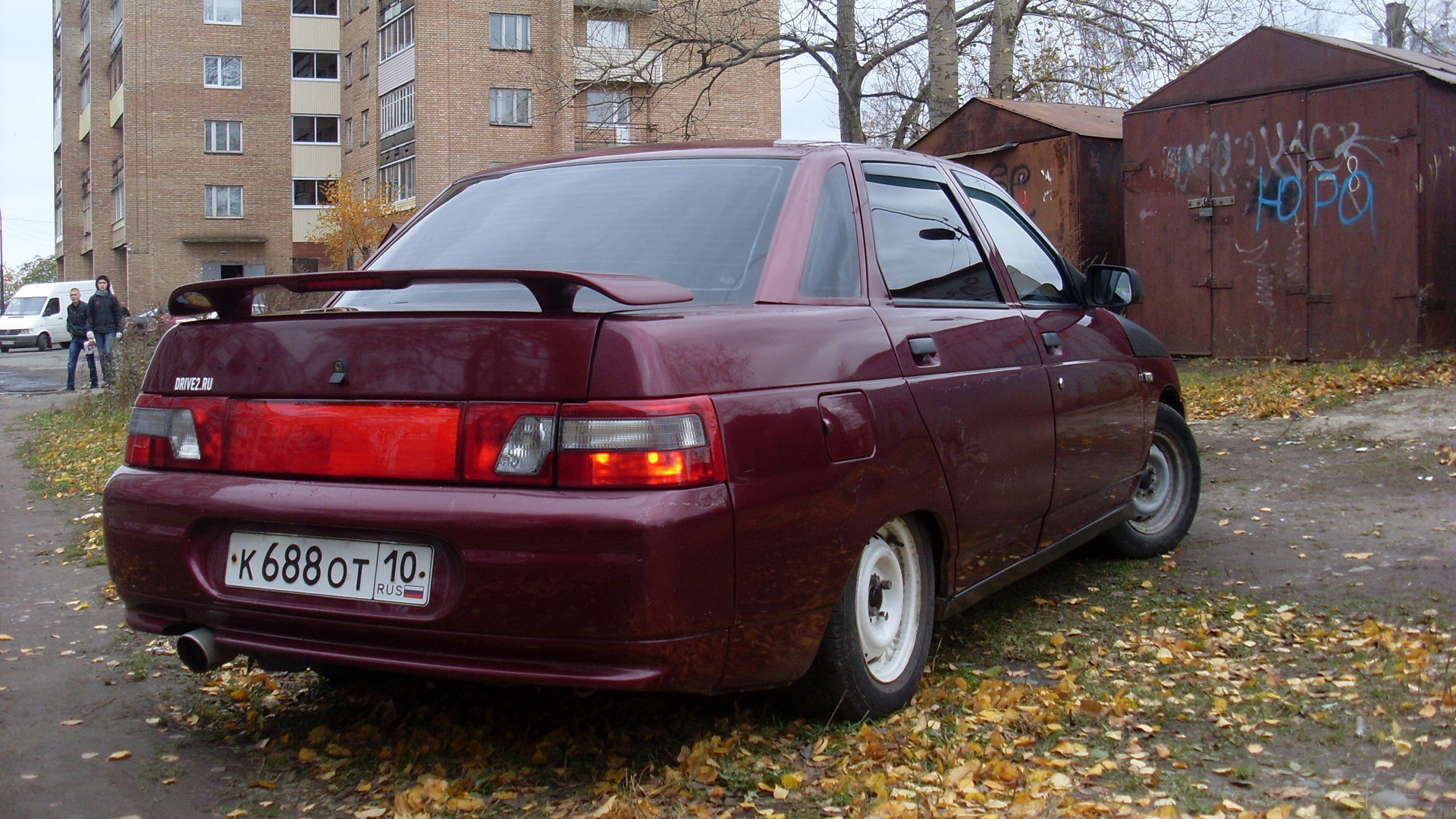 Lada 2110 красная