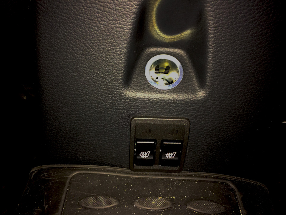 G30 обогрев задних сидений. Подогрев задних сидений opel astra h. Обогрев заднего сиденья bmw f15. Аутлендер xl салон велюр подогрев сидений. Harrier 65 подогрев сидений.