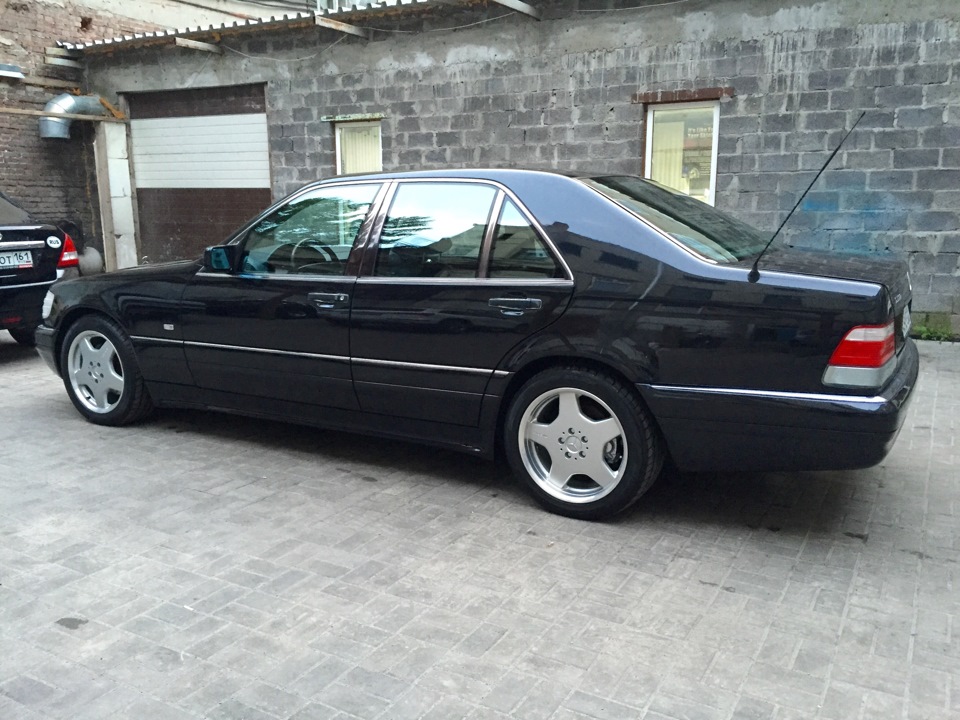 Mercedes w140 на дисках AMG