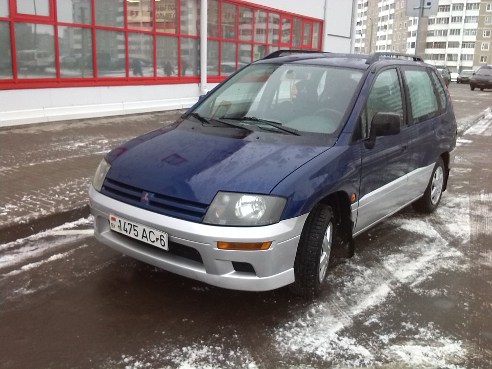 Mitsubishi space runner проблемы