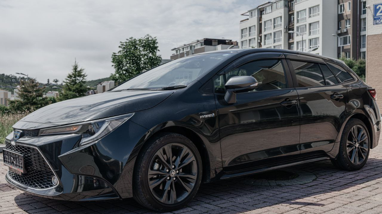 Touring wxb. Тойота тауринг королла wxb. Toyota corolla touring 1. Touring wxb. Toyota corolla touring 2022.