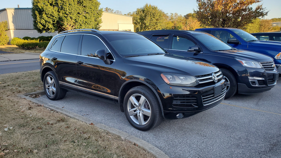 Мокрый коврик пассажира — Volkswagen Touareg (2G), 3 л, 2012 года ...