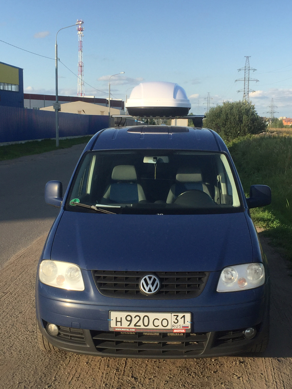 Кофр на крышу — Volkswagen Caddy (3G), 1,6 л, 2009 года | аксессуары |  DRIVE2