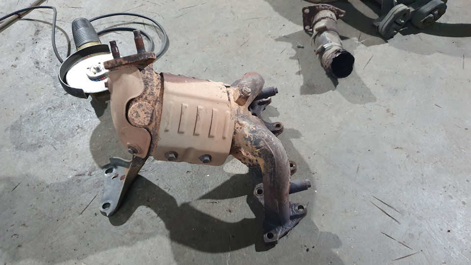 Удалить катализатор. Замена катализатора на пламегаситель Hyundai ...