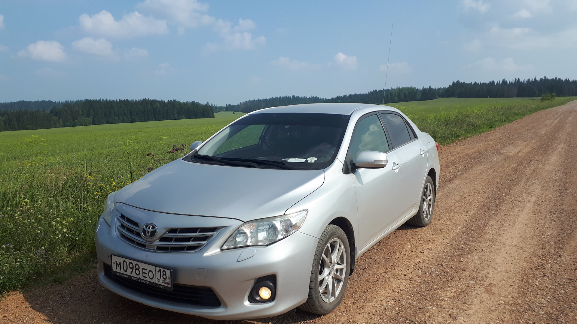 Toyota Королла 2010