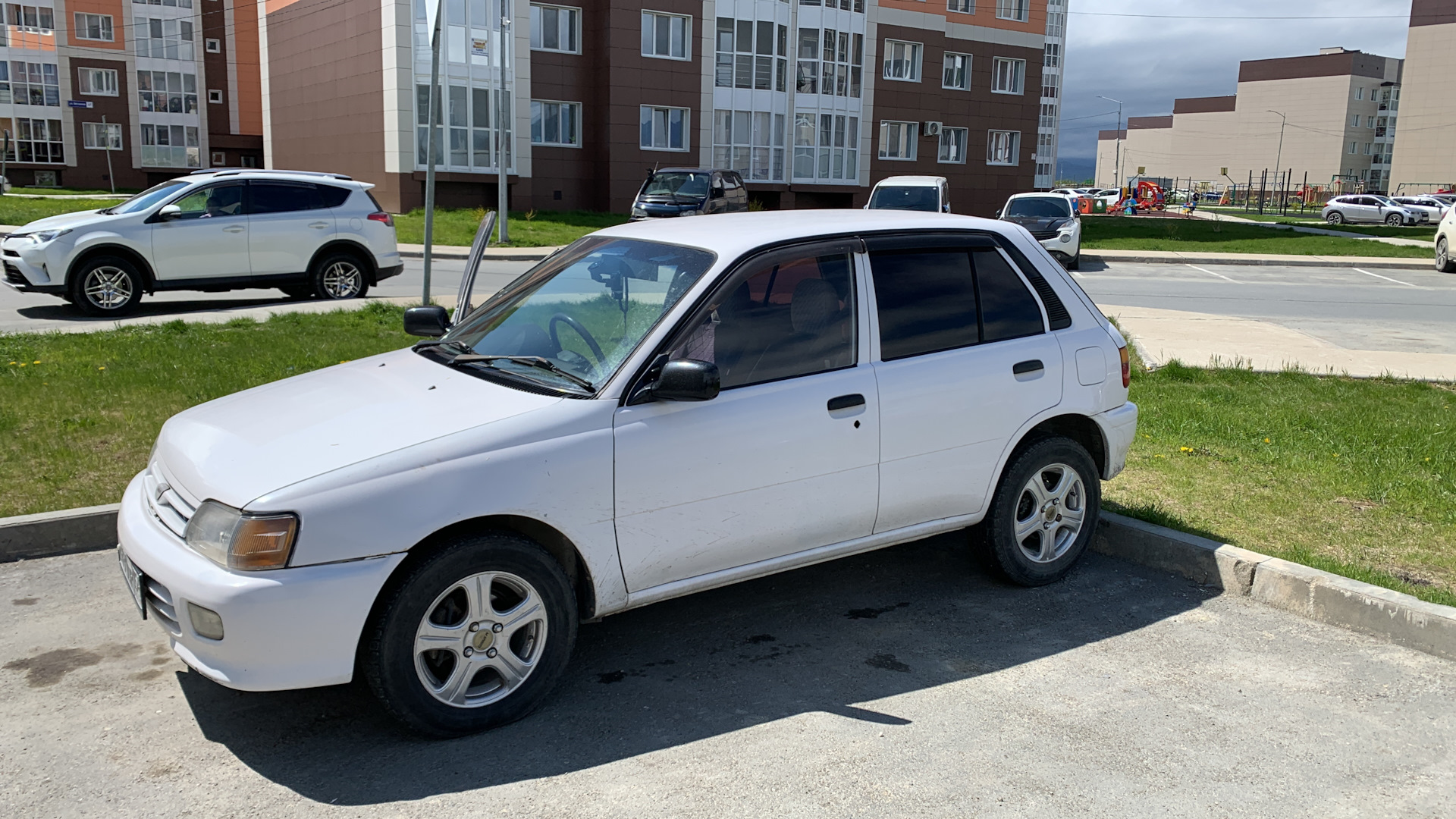 Toyota Starlet (80) 1.3 бензиновый 1992 MT на DRIVE2