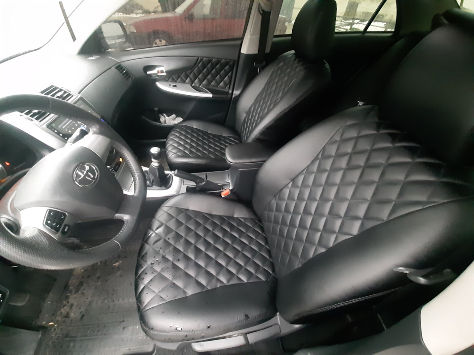 Чехлы из экокожи — Toyota Corolla (140/150), 1,6 л, 2013 года ...