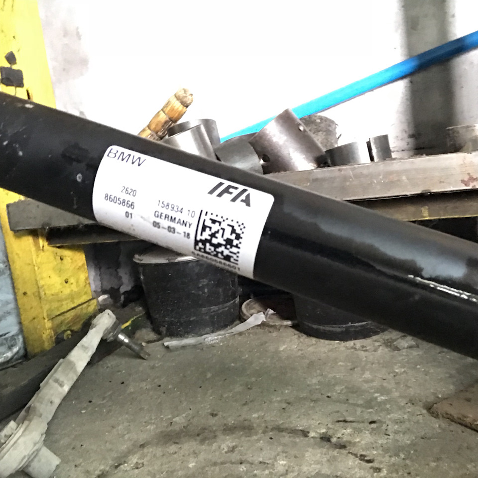 Фото в бортжурнале BMW X6 (E71/E72). Запчасти на фото: 8605866, 15893410