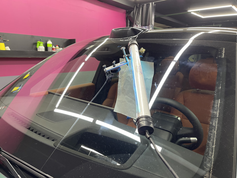 Удаление скола на лобовом стекле — Li Auto Li L9, 2023 года | визит на ...