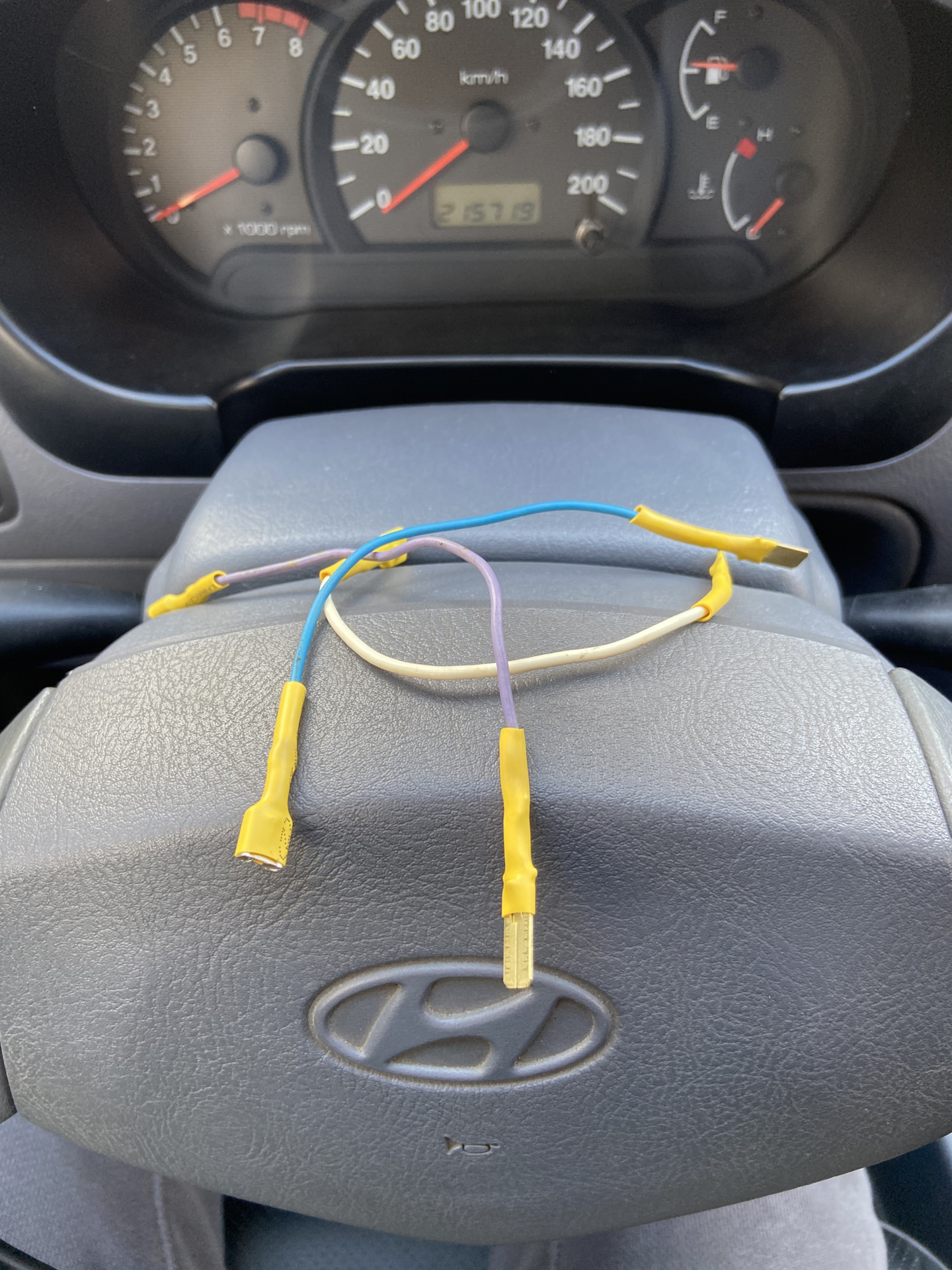 Реле поворотников на Hyundai Accent II — Hyundai Accent (2G), 1,5 л ...