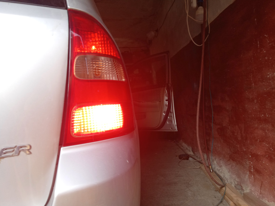 Photo from the logbook Toyota Corolla Fielder (E120)
