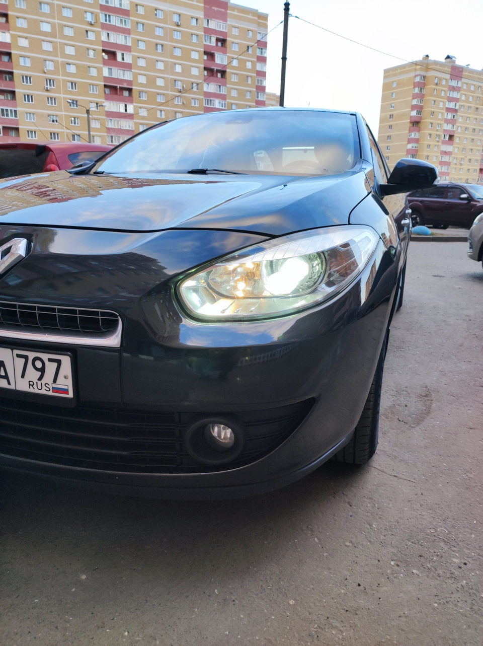 Я тебя не продам — Renault Fluence, 1,6 л, 2011 года | продажа машины |  DRIVE2