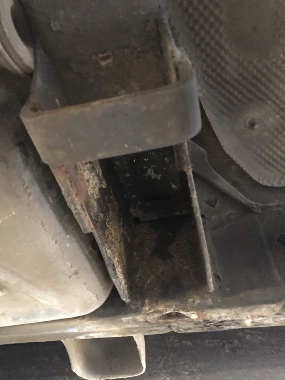 Замена торсиона — Mercedes-Benz M-Class (W163), 3,2 л, 2000 года ...