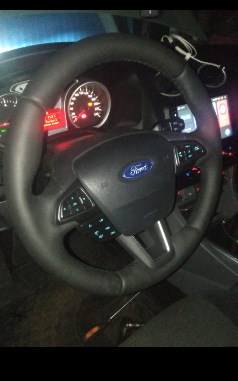 Руль Ford Focus 3 Rest… — Ford Focus Hatchback II, 1,6 л, 2009 года ...