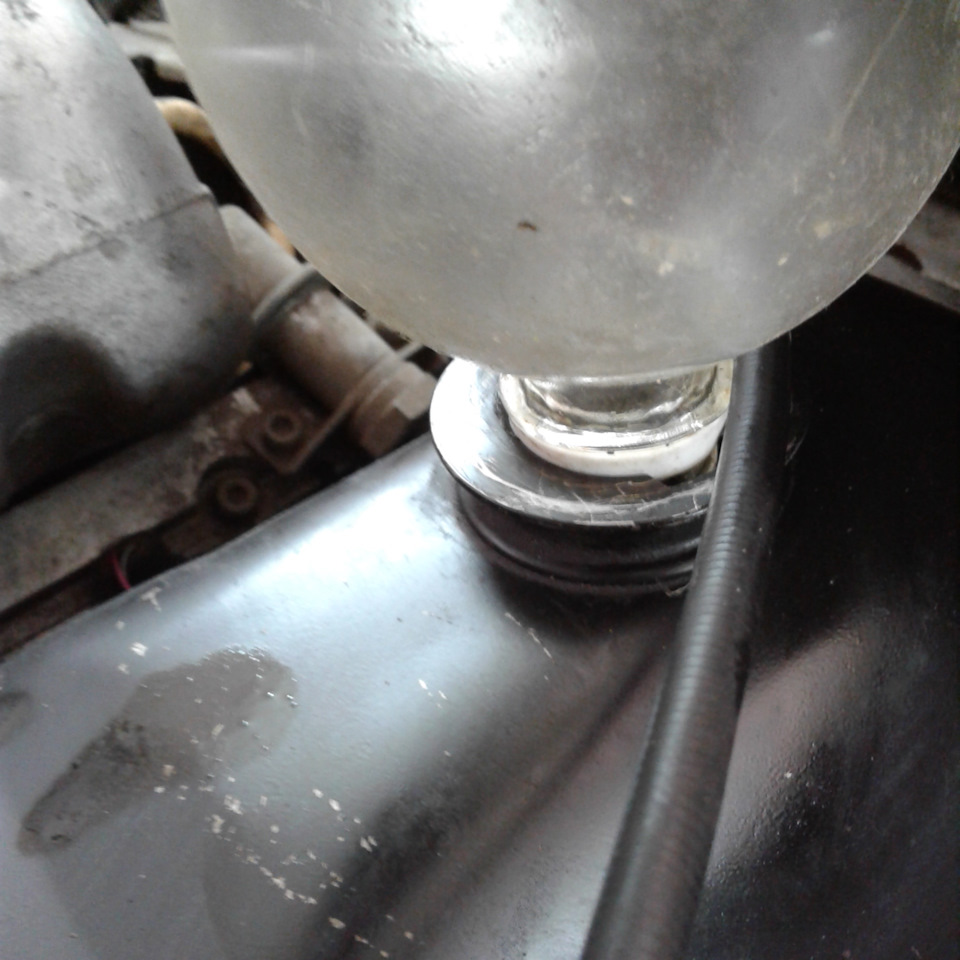 Заменил масло в двс, с промывкой и заменой фильтра, перелил — Lada 4x4 ...