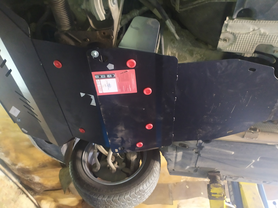 111. 4. Alfeco alf2012st. Alfeco alf0305. Как выглядит защита двигателя.