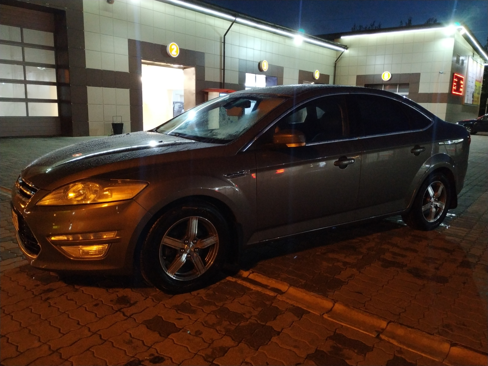 Мойка — Ford Mondeo IV, 2 л, 2011 года | мойка | DRIVE2