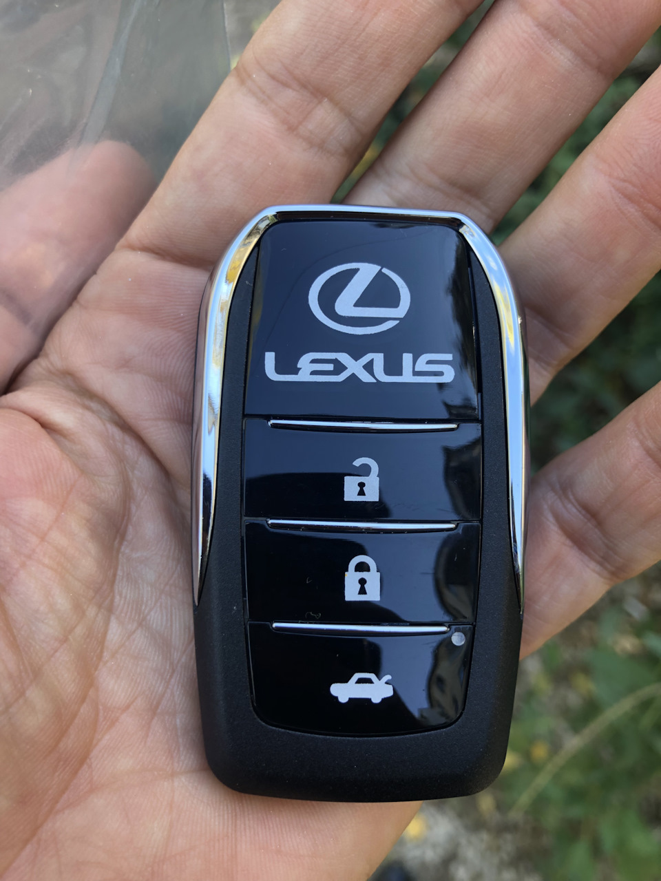 Как разобрать ключ lexus