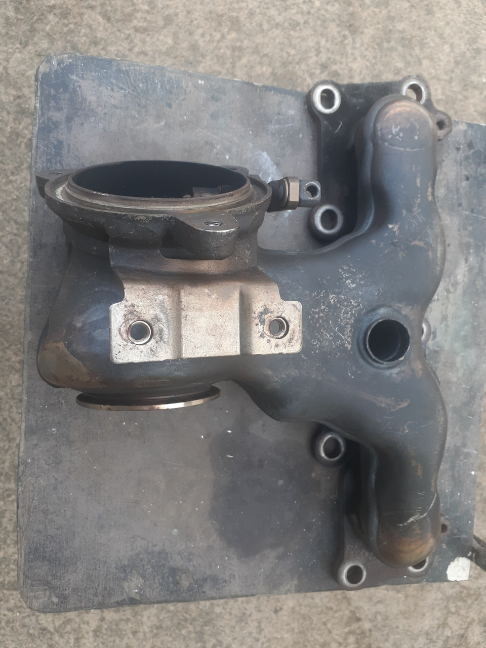 Выпускной коллектор — Land Rover Discovery Sport (1G), 2 л, 2015 года ...