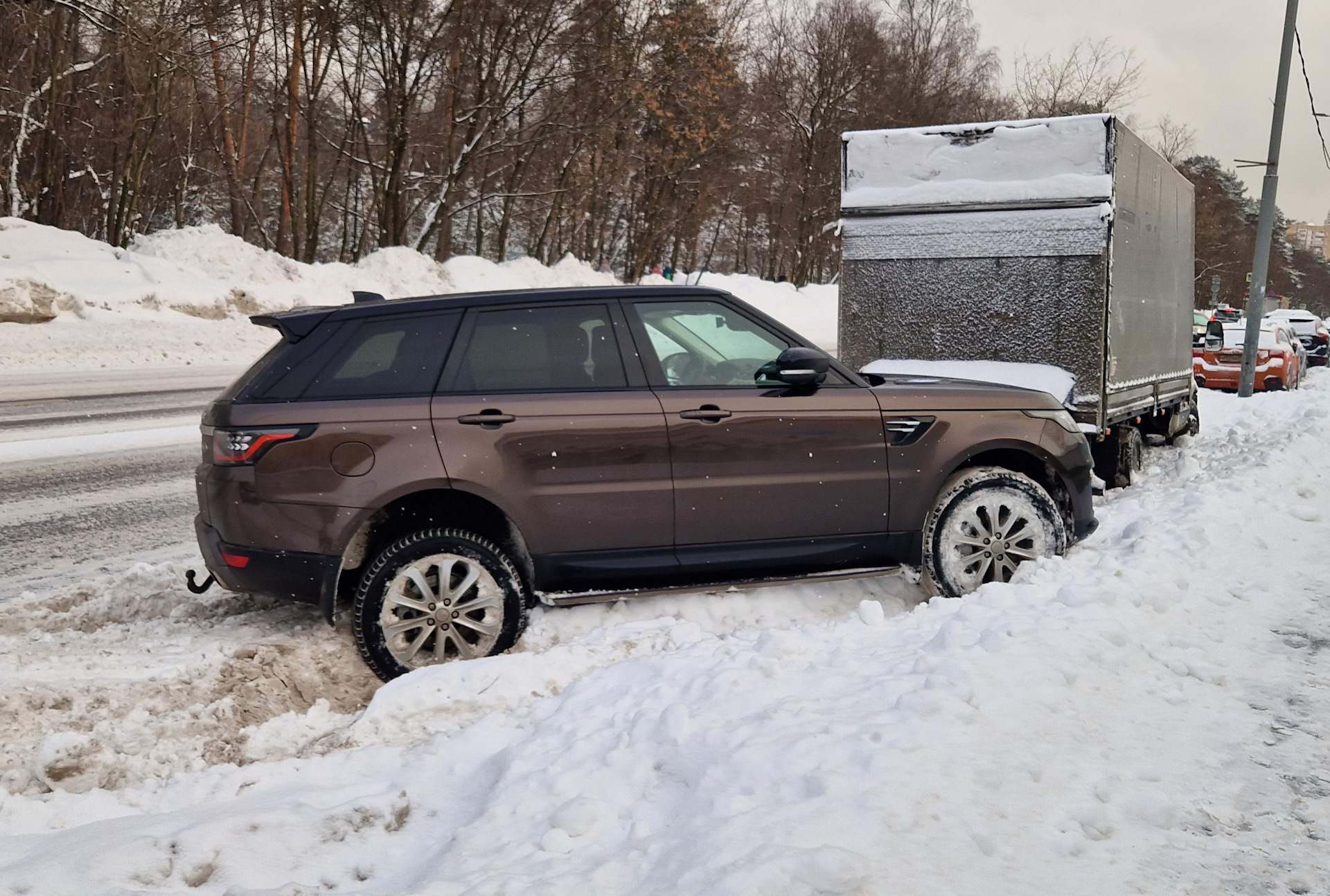 Внедорожные режимы в снегу — Land Rover Range Rover Sport (2G), 3 л, 2021  года | наблюдение | DRIVE2