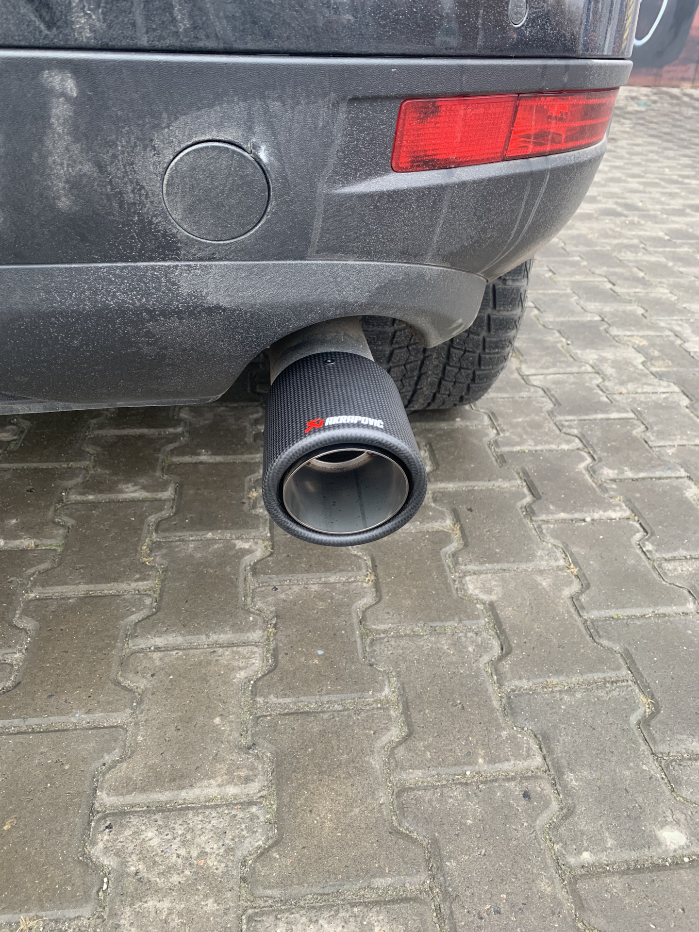 Akrapovic — маленькие)) — Volkswagen Touareg (2G), 3 л, 2012 года |  аксессуары | DRIVE2