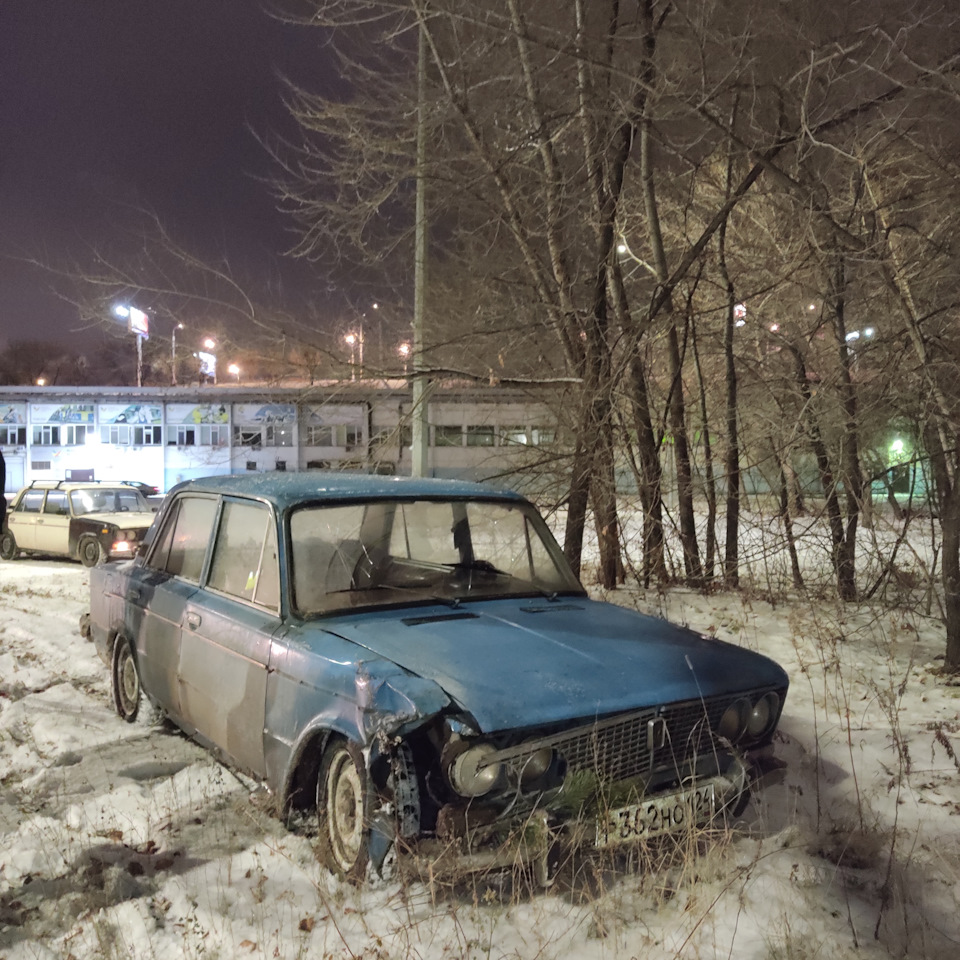 Первый снег и боевые шрамы. — Lada 21033, 1,5 л, 1977 года | ДТП | DRIVE2