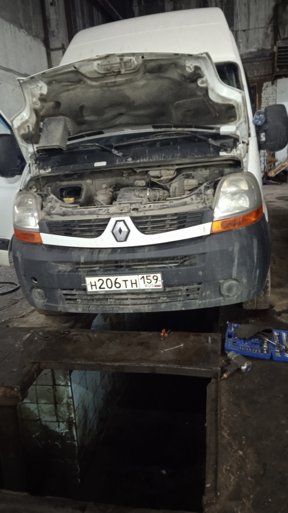 квест с ДВС окончен — Renault Master (2G), 2,4 л, 2009 года | визит на  сервис | DRIVE2