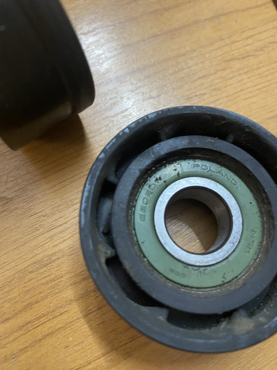 натяжитель ремня генератора рено логан 1. 4 механика. 6 ремень привод агрегатов. рено логан 2 ремень грм без кондиционера. 6 ремень генератора.