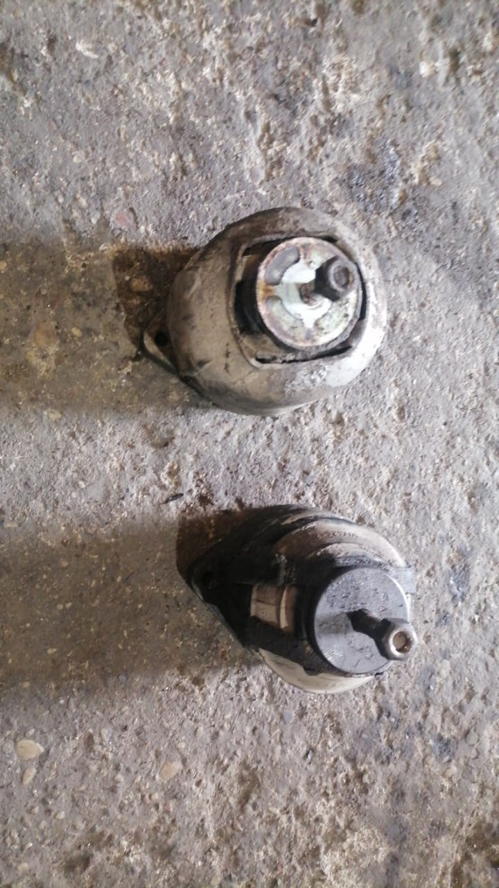 Подушечно-деревянное. Визит в наш клубный Volvo-сервис. И про дефицит ...