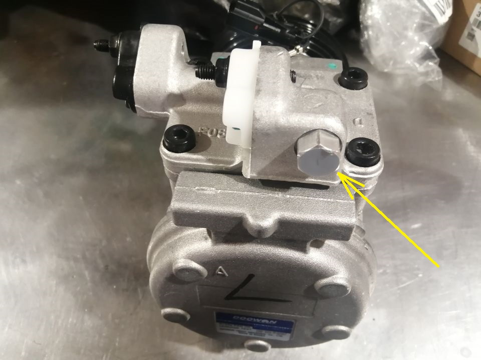 Как заменить компрессор кондиционера на KIA Sorento 1-го поколения ...