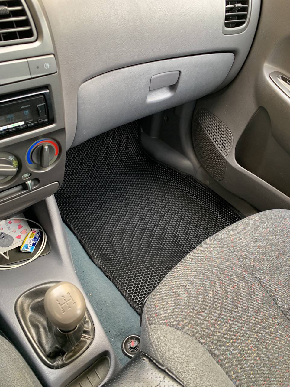 Пассажирский передний ковер EVA — Hyundai Accent (2G)