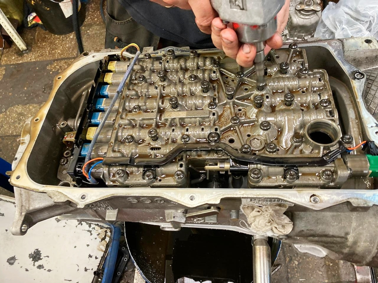 Соленоиды акпп al4. Акпп пропадает давление. Акпп тойота виндом 2000г. Давление масла ep6 на холостых. Датчик давления масла акпп dp0.