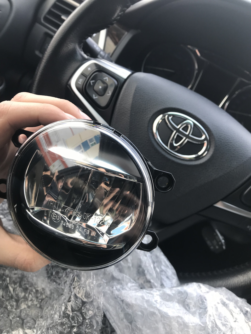 Обклеили :) — Toyota Camry (XV50)