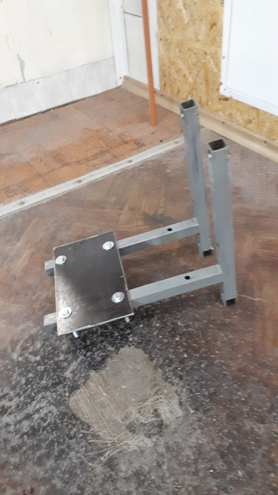 Столик для гриндера на стену. — Hyundai Sonata IV (EF), 2 л, 2007 года ...