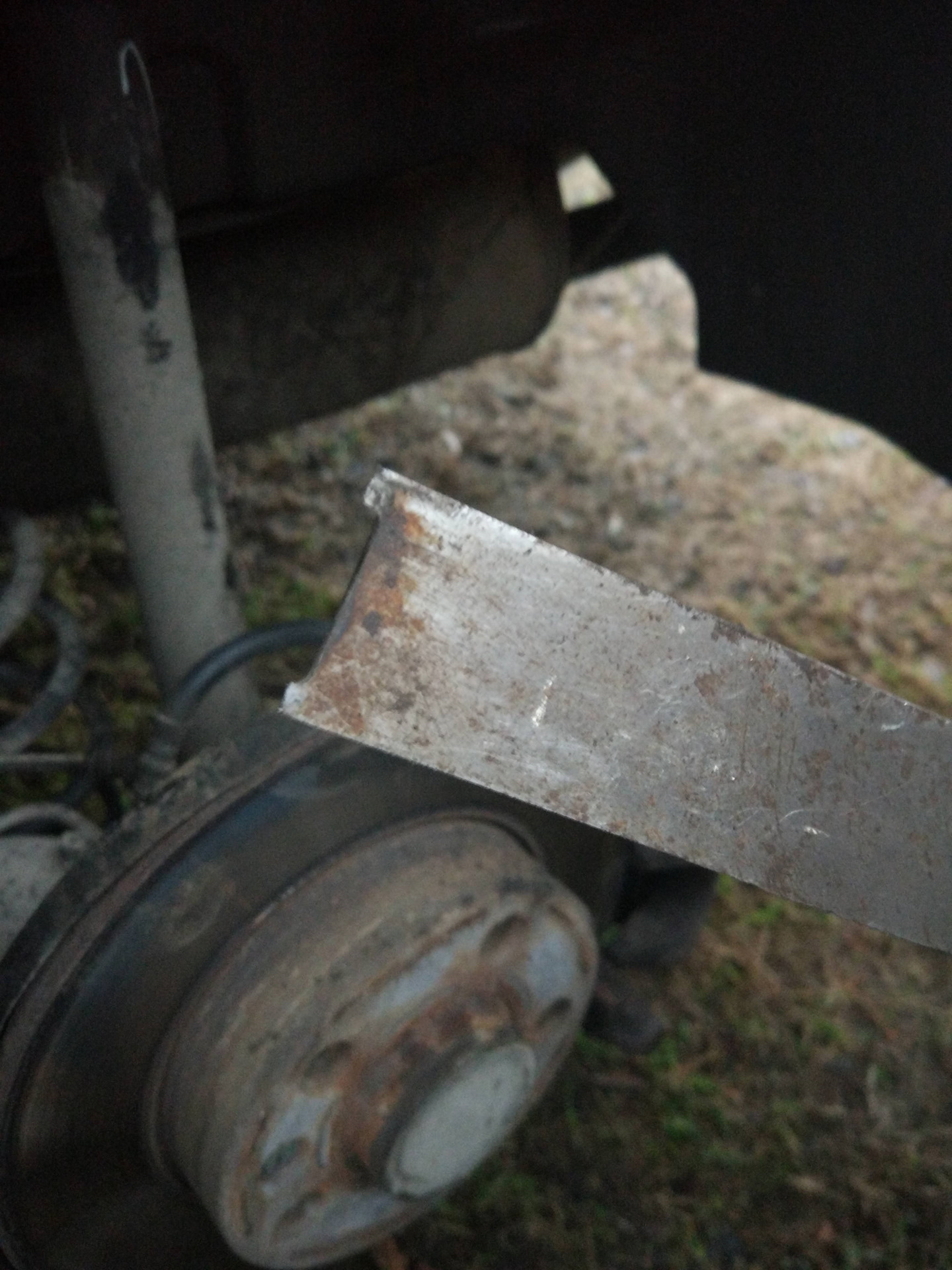 Как поменять задние колодки на дисковых тормозах если нет специальной ...