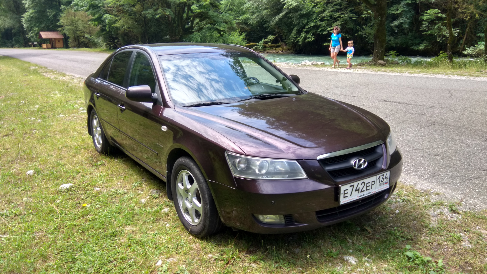 Hyundai Sonata V (NF) 2.0 бензиновый 2007 | 2.0 GL AT тёмно-вишнёвая на  DRIVE2