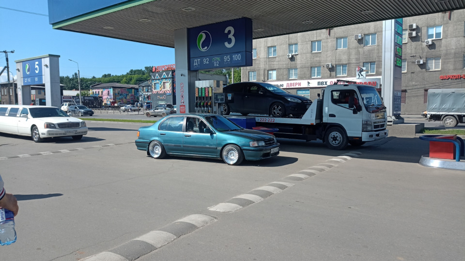 Первый низкий выезд. Замена лобового стекла. — Toyota Corsa (4G), 1,5 л ...