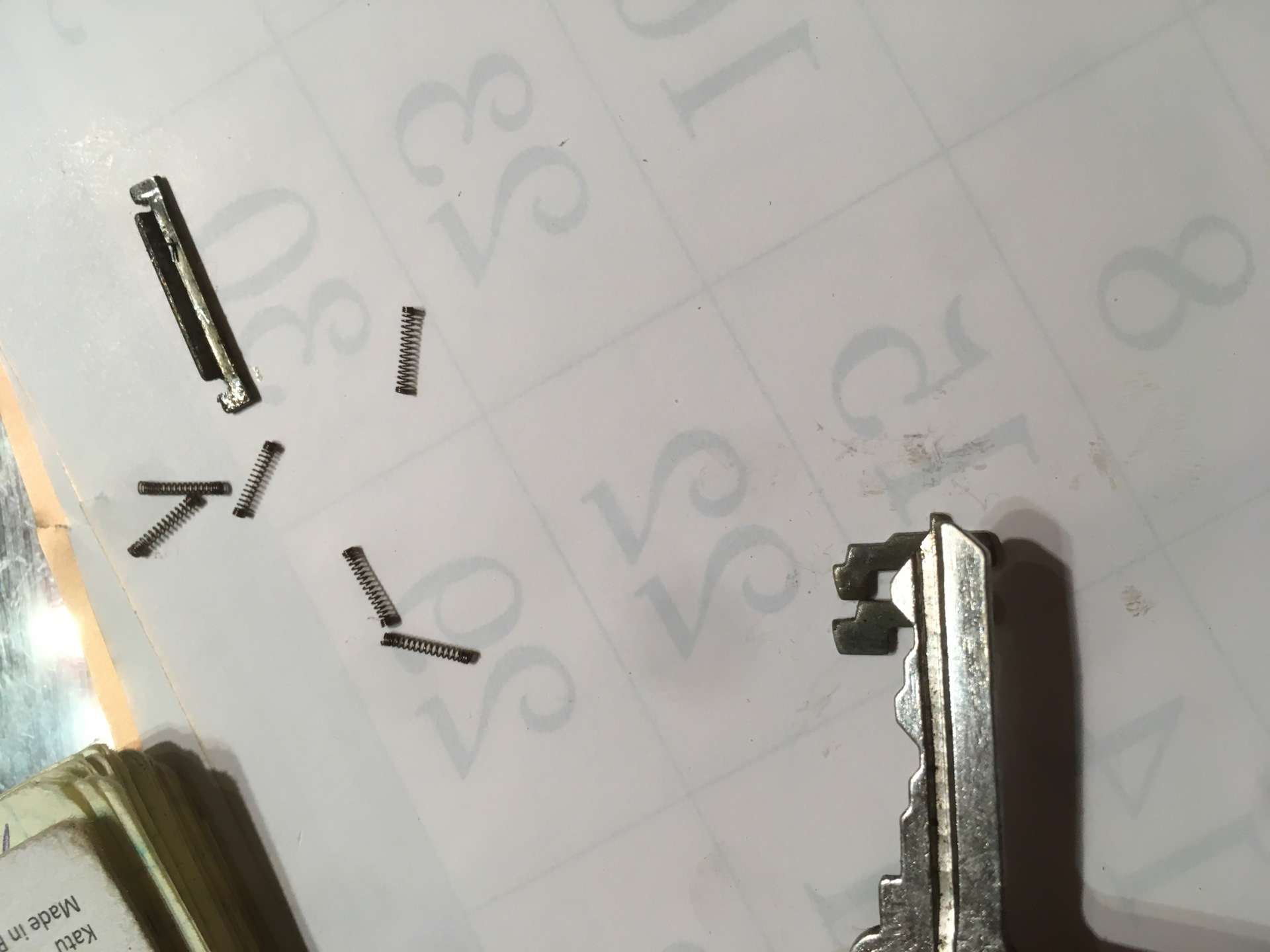 Крышка заливной горловины под ключ на азлк 2137 — Москвич 2137, 1,5 л ...