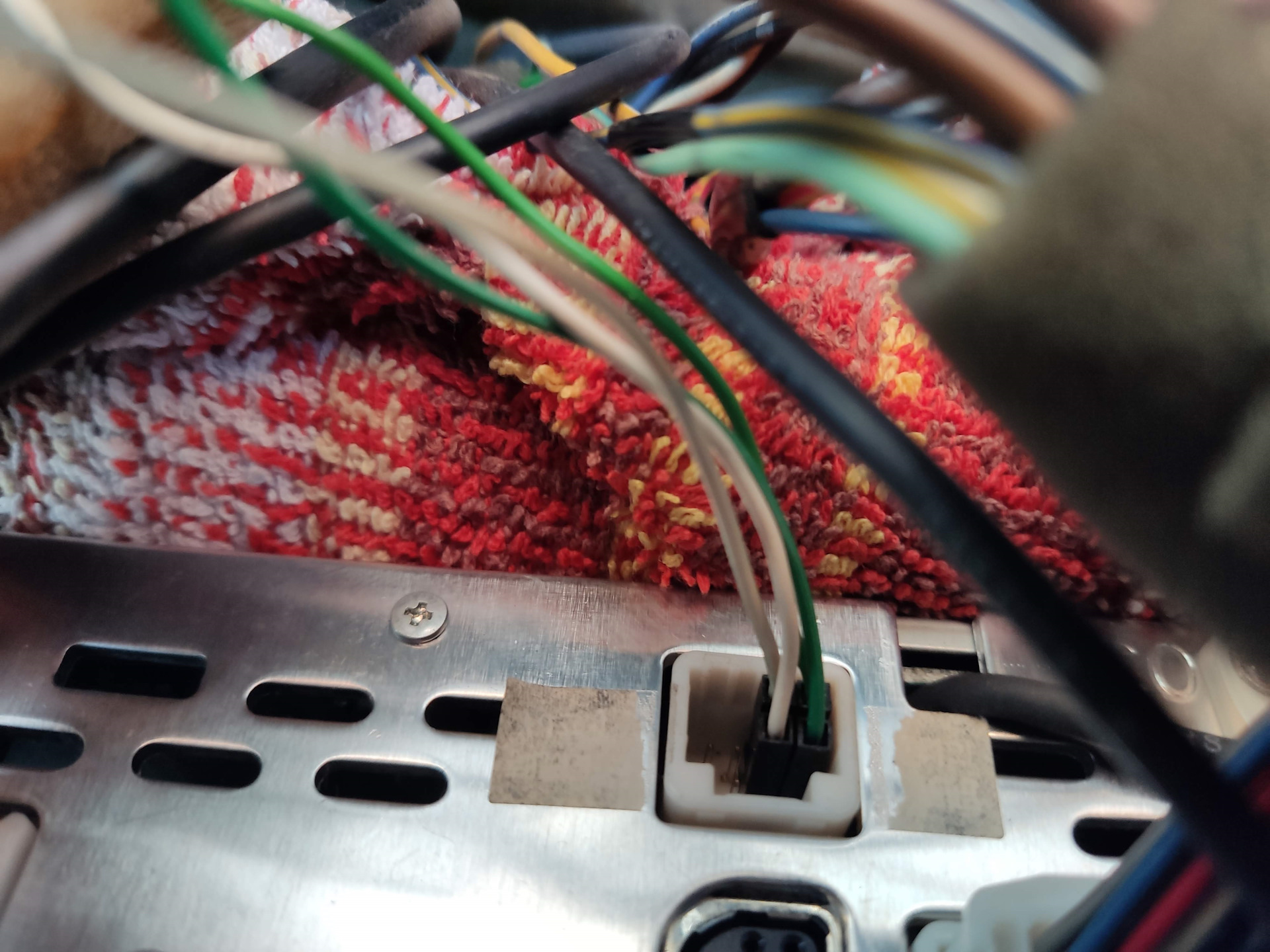 Установка AUX в японскую магнитолу. На примере Sanyo HS309-A — Nissan ...