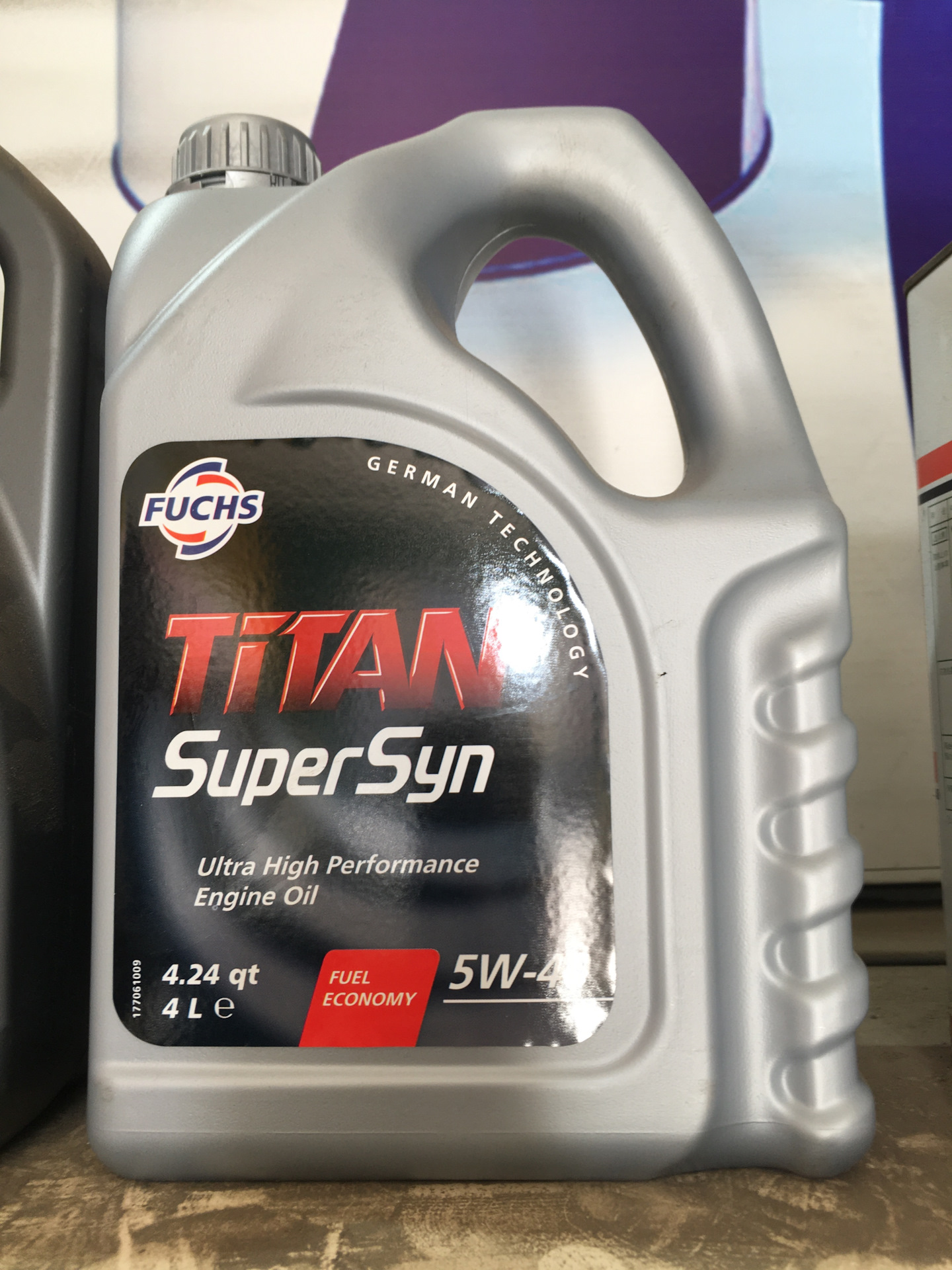 Titan supersyn 5w 30. Масло Titan SUPERSYN 5w-40. Fuchs Titan SUPERSYN 5w40. Titan SUPERSYN Longlife SAE 5w-40. Fuchs Titan SUPERSYN 5w40 Longlife 20л артикул.